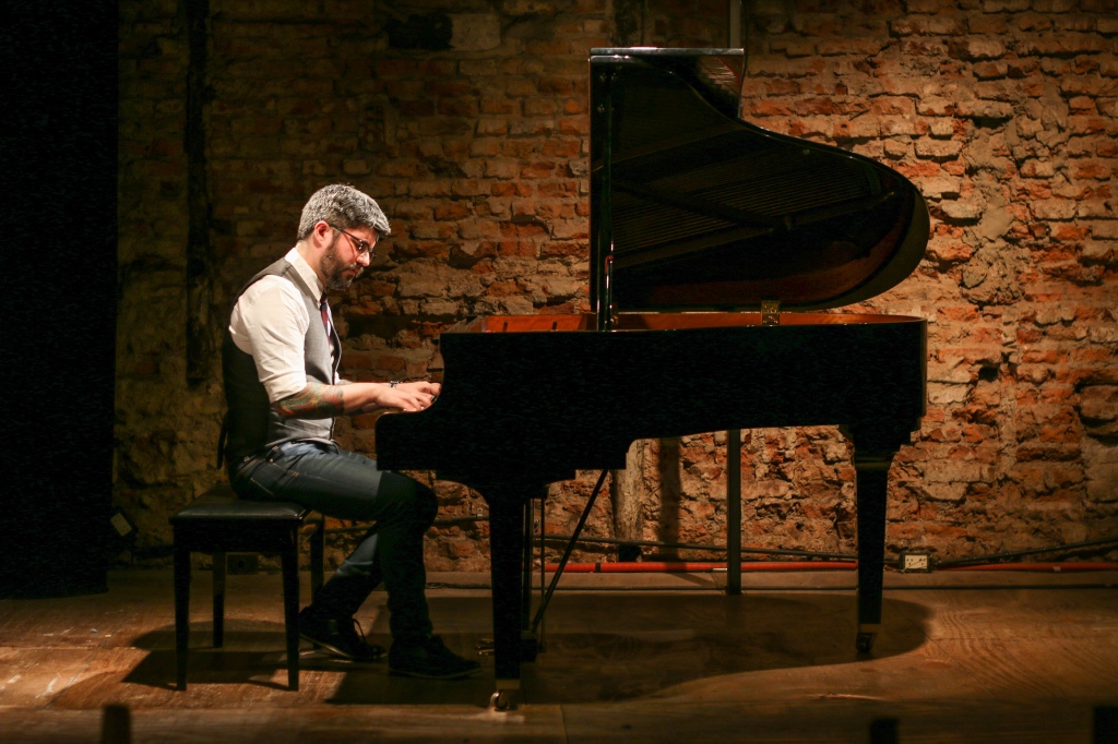 Pablo Estigarribia at the piano